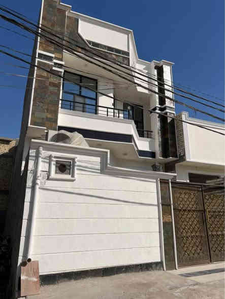 السلام عليكم بيت مساحه ١٢٥ متر طابقين بناء حديث كربلاء حي الامل يبعد عن الامام الحسين عليه السلام ٣ كيلو للإستفسار ***********
