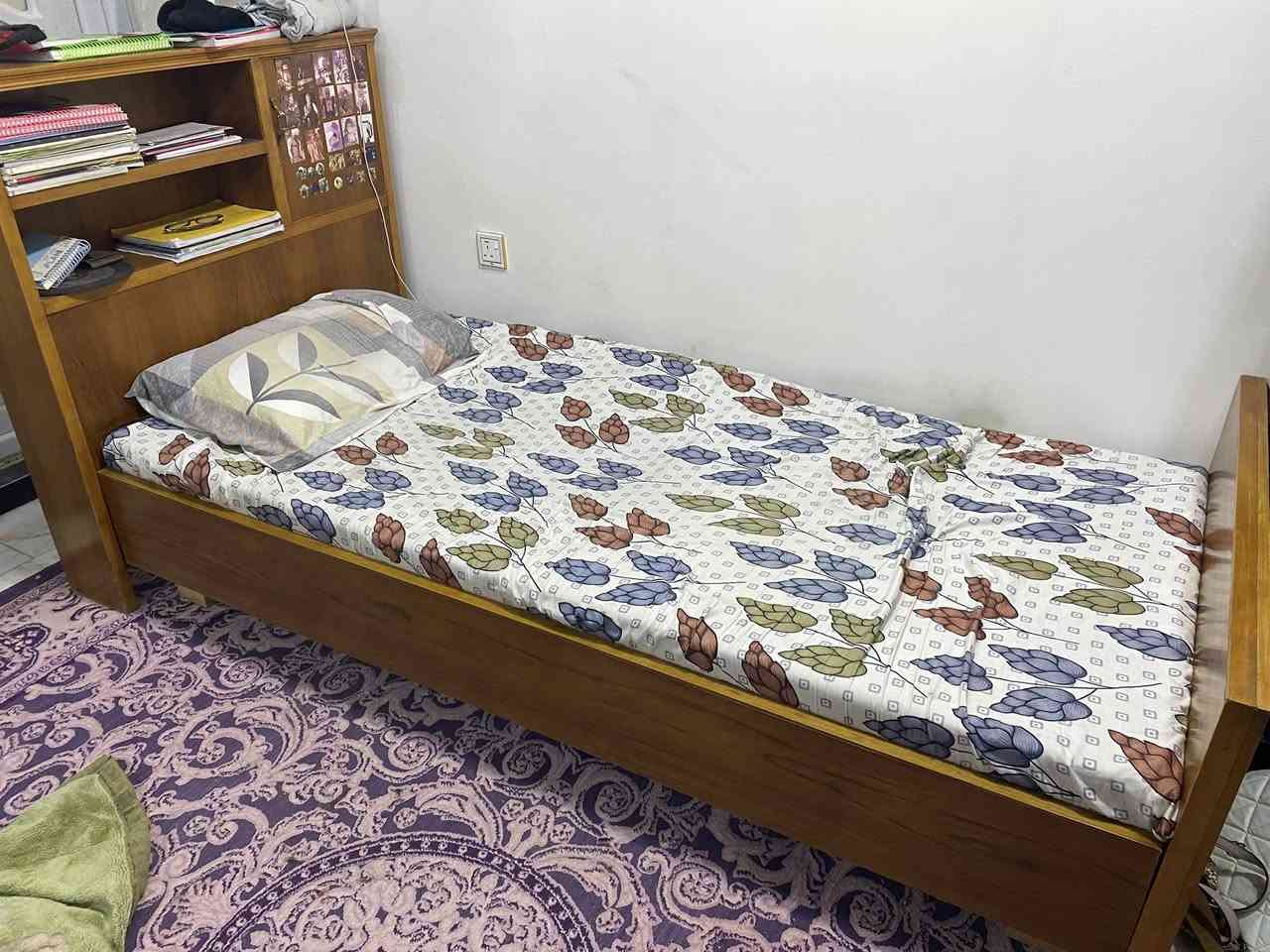 للبيع.. غرفه حطاطه صاج اربع قطع كنتور وثنين چرابي نفر واحد وميز كومدي..الغرفه نضيفه100% ..سعر الغرفه مليون وبيها مجال..
العنوان:العامريه
الرقم: ‭٠٧٨٠ ٥١٦ ٥٨٣٠‬
