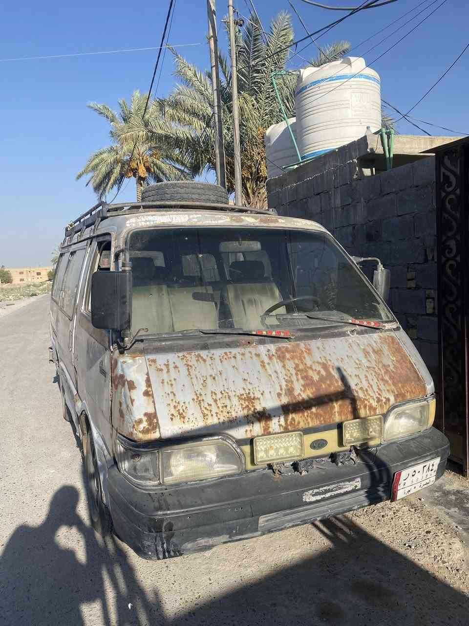 كيا بستا 1993
رقم بصرة
سياره بأسمي
كير ومحرك نضيفات 
سياره ماتحب العطل
السعر (22)وبيها مجال بسيط
وذا عندك مراوس مومشكله
الرقم ***********
موجود واتساب
