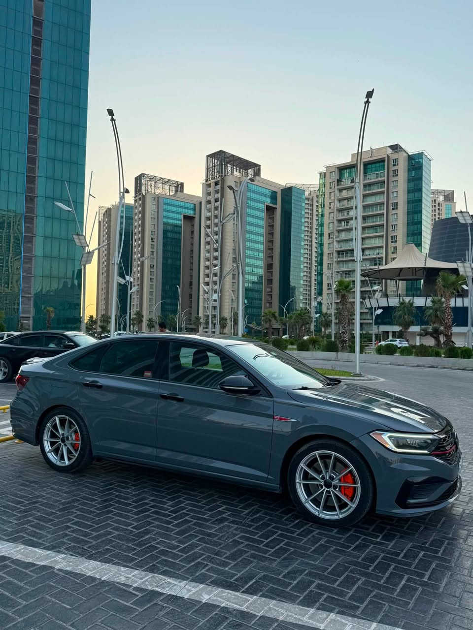 جيتا gli 2020 سمنتي
ربع بالبنيد صبغ فقط بدون دواخل بدون ايرباك
بدون  حادث مابيها + مكانين بارد
ماشيه 48 ميل
مكينة كير بشرط راديتر و دعامي و لايتت بلاديه السياره بدون نقص و جاهزه رقم الشاصي و السونار موجود
عليها داون بايب 3.5 انج
الويلات سبورت
كزوز بورلا
بأسمي السياره رقم وسنوية جديدة
مكان اربيل
154 وبيها مجال


**إذا كنت صاحب هذا الإعلان وتريد حذفه لأي سبب، رجاءا أرسل رسالة إلى الدعم الفني**