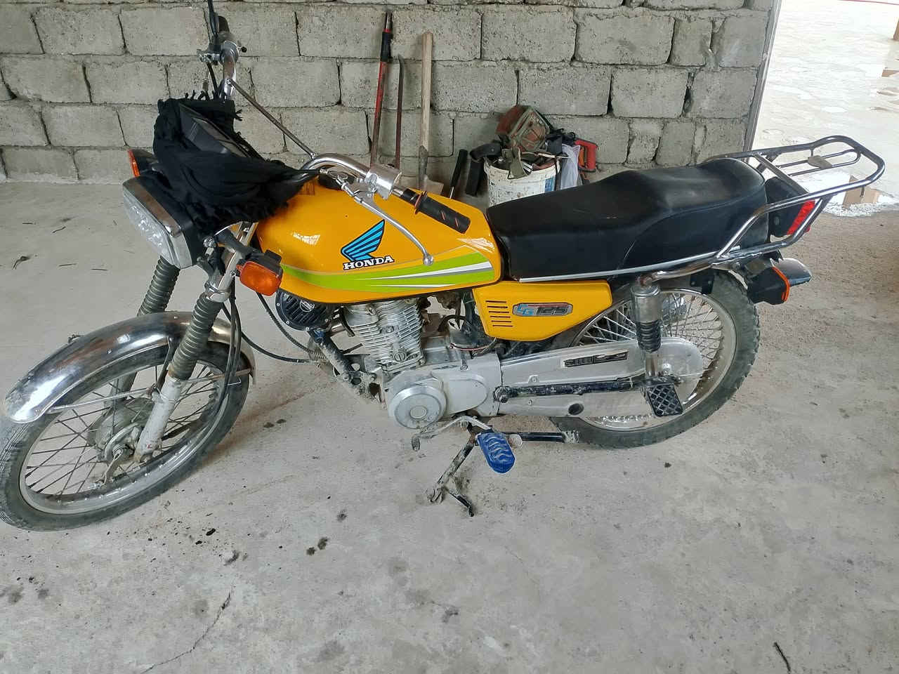 مطور للبيع
كلشي مابي كلو شقل كربيات الموشري لايجي خلص 
***********
