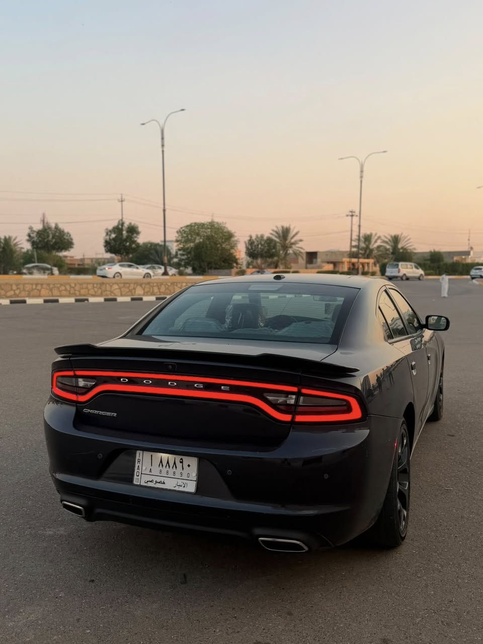 السلام عليكم جارجر sxt لون اسود كذابي سياره بصمه وشاشه سياره ماشيه 120 K رقم أنبار حره تحويل ثاني يوم سياره ضرر بنيد فقط بدون دواخل بدون شواصي محرك وكير كفاله صدر جديد سياره تاخذه جهازه العنوان الرمادي الهاتف ***********

