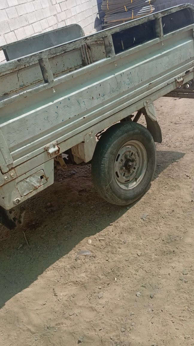 ستوته للبيع سنويتها ضايعة 
سعرها : ب٦٥٠ 
موقع سفوان
***********
***********
