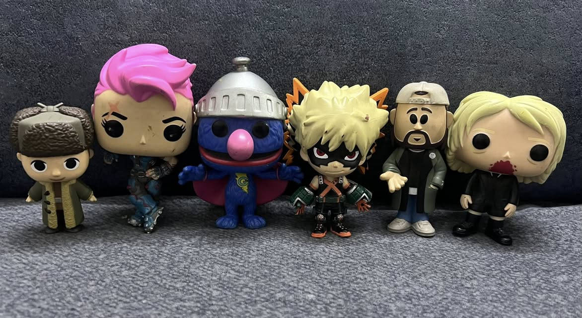 مجموعات فونكو سعر المجموعة الواحدة 15. الف 
توصيل بغداد 5 الاف


**إذا كنت صاحب هذا الإعلان وتريد حذفه لأي سبب، رجاءا أرسل رسالة إلى الدعم الفني**