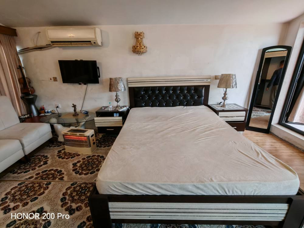 ژووری نوستنی تورکی
تەنها بەپارەی دۆشەکێک
ژوورێکی کامل تورکی 
حەوت پارچەیە
تەنیابەسعری دۆشەکەکەی 
نرخی تەنها 130هەزار
لەوە هەرزانتر جیت ئەوێت 
ناونیشان سلێمانی کانی سپیکە خوارمزگەوتی تەبایی بەرامبەر مارکێتی کەوێ
*********** السليمانية, العراق
