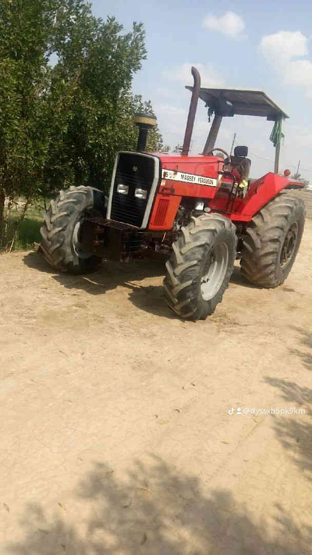 سلام عليكم مكينه 140 فوركسن للبيع مكينه 2001 رقم بابل مكفوله كفاله عامة السعر 40 وبيها مجال للتواصل معنا ***********
