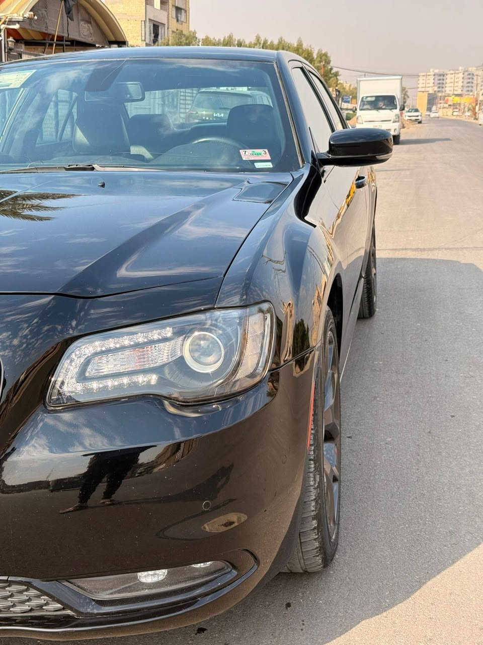 السلام عليكم
كلايسلر S امريكي 
تو ويل
محرك 6 سلندر 
موديل 22
السعر 285 مجال بسيط مكاني بغداد 
حادث جاملغ خلف السائق فقط
رقم بغداد الجديد بأسمي السيارة
السيارة بدون ايرباك وبدون شخوط ولا رصعة
ماشية 59 الف قابل للزياده
مواصفات
فتحة بنوراما 
شفتات ستيرن
حساسات امام خلفي
رادار جانبي 
هيتر بالمري
سستم سماعات الباين
دمام 
كشنات جلد وفول كهرباء لكشن السائق والراكب
تدفئة كشنات 
صور الحادث بالمنشور
*********** بغداد, العراق
