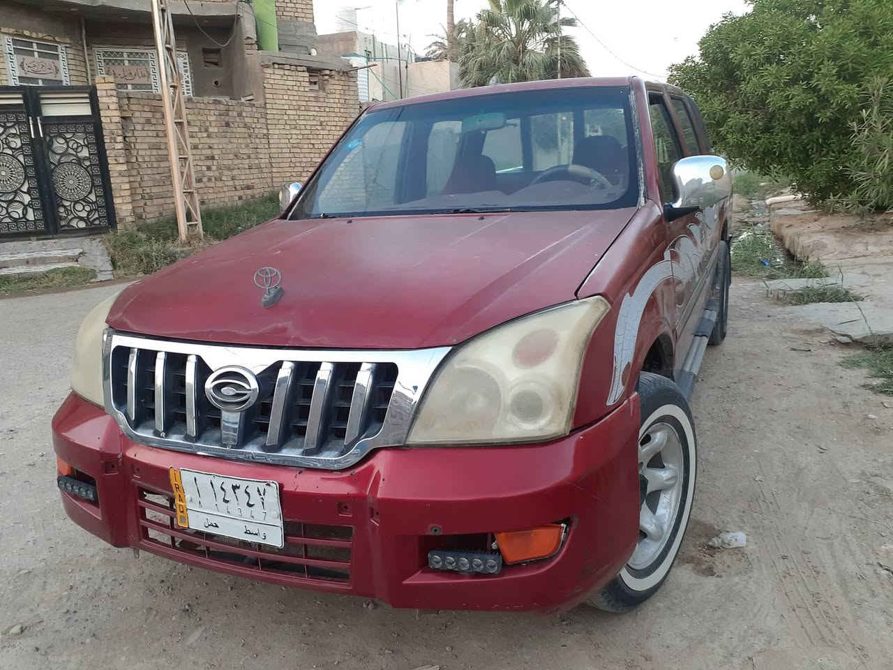 السلام عليكم بيكم صيني ٢٠١١ سنويه جديده مشروع وطني شرط التحويل رقم واسط سياره مكفوله بيها خياسات بلبدي قليله السعر ٣٨ بيها مجال مكان السياره ذي قار الفجر *********** او ***********
