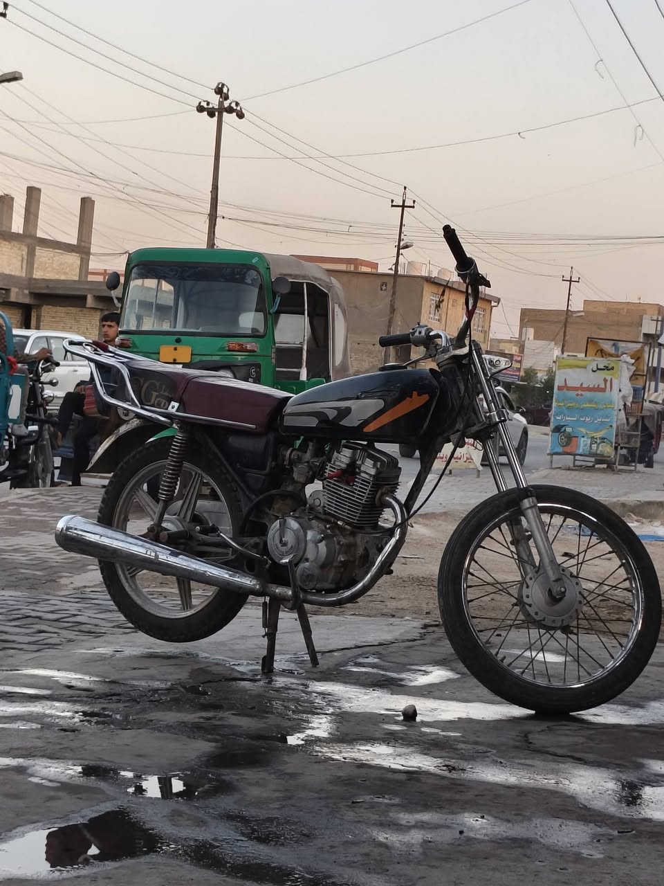 خادراجه للبيع سعره 120بيه مجال ابيعلك دراجه كايمه حالين تشتغل بس طلع من صالصه اله جفته يروح دخان 0774245298 هاذه رقمي


**إذا كنت صاحب هذا الإعلان وتريد حذفه لأي سبب، رجاءا أرسل رسالة إلى الدعم الفني**