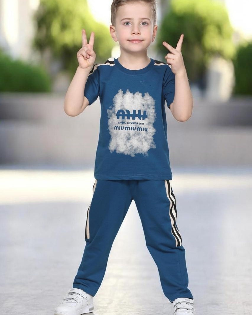 تراك ولادي خامه تركي درجه اولى 🤩🤩🤩
 من عمر  ٢..٦سنوات
السعر ١٢ الف 
للحجز والاستفسار التواصل على الخاص 
يوجد توصيل لجميع مناطق العراق


**إذا كنت صاحب هذا الإعلان وتريد حذفه لأي سبب، رجاءا أرسل رسالة إلى الدعم الفني**