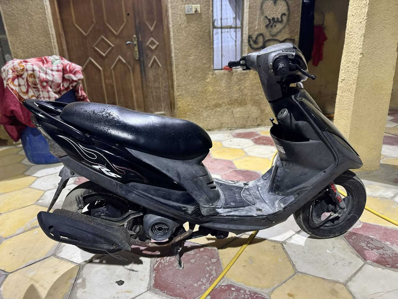 السلام عليكم دراجه ماكس عدله نضيفه الدراجه رمبه كلشي عل بلاد مامفتوحه ***********
