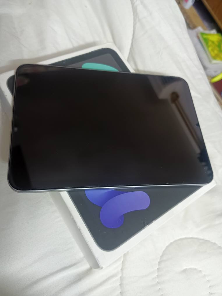 سلام عليكم 
ايباد مني7 ذاكرة 256 بطارية 99 عدد دورات شحن 94 بعده بضمان مخليله لزكه ضد لكسر ب25الف جديد كلش شخط مامشخوط ستعمال شي قليل  قراض كامله كارتونه وشاحنه الاصلية
مكاني بغداد 
*********** المحمودية, بابل
