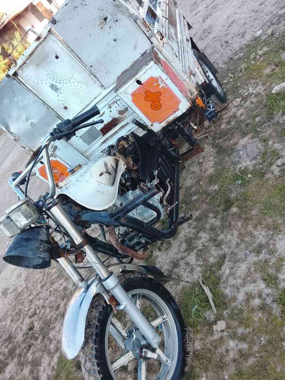 السلام عليكم ستوته للبيع موديل 15 ومجفتها جديد السعر ب 725 وبيها مجال المكان ديالى الاتصال ***********
