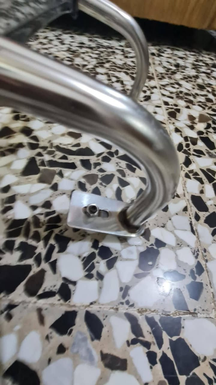 السلام عليكم درج ستاركس ستيل اصلي مع مري فيكه ستاركس سعرهم 45وبيهن مجال***********
