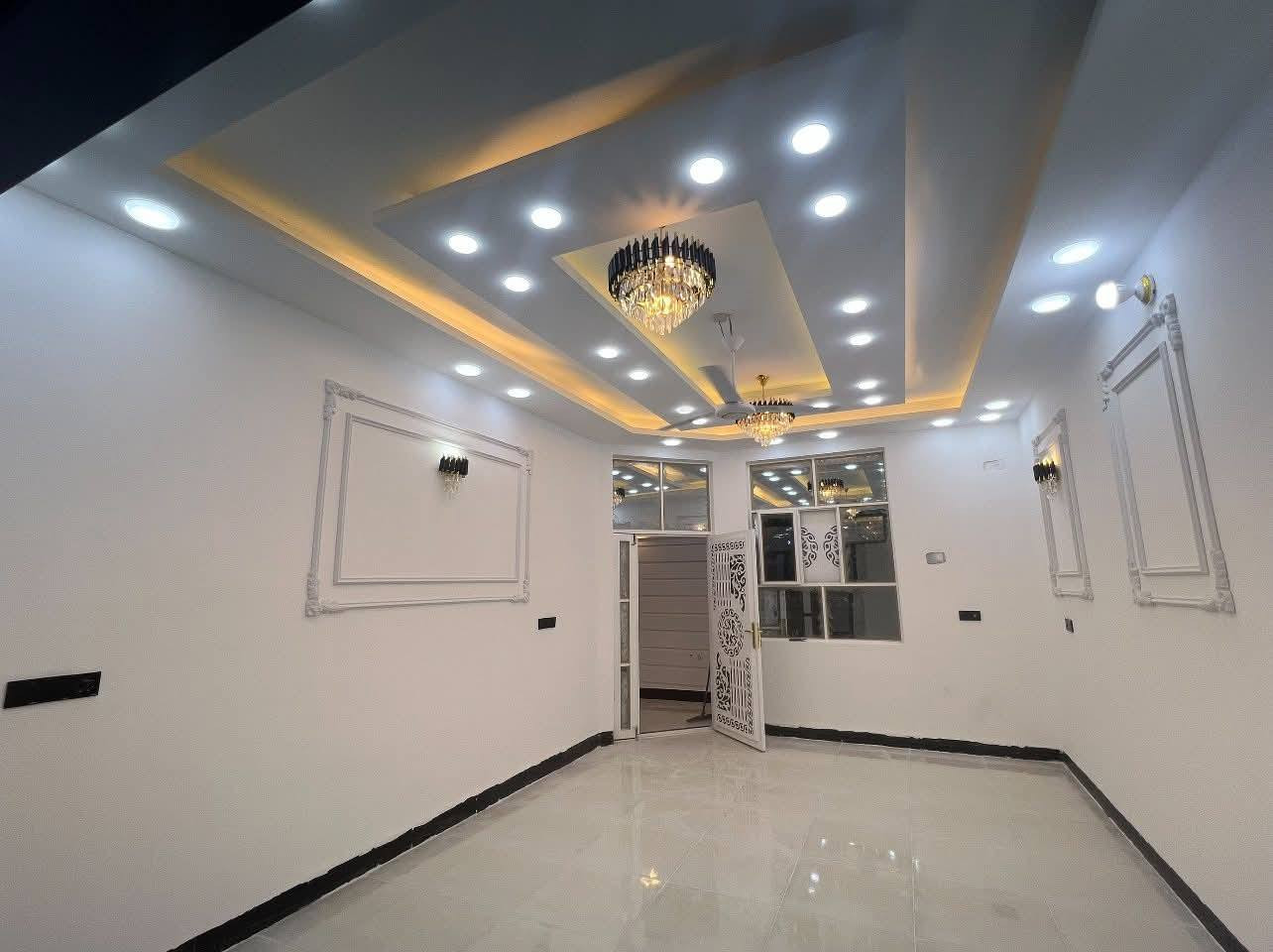 محبي الأناقة والجمال! 🏡 فرصة لا تعوض! منزل بمساحة 150 متر مربع للبيع بسعر مغري جداً 💸💸!
الموقع: النجف، ملحق قرية الغدير 🏛.
للتواصل والاستفسار: *********** 📞📞. لا تدع هذه الفرصة تفوتك!
