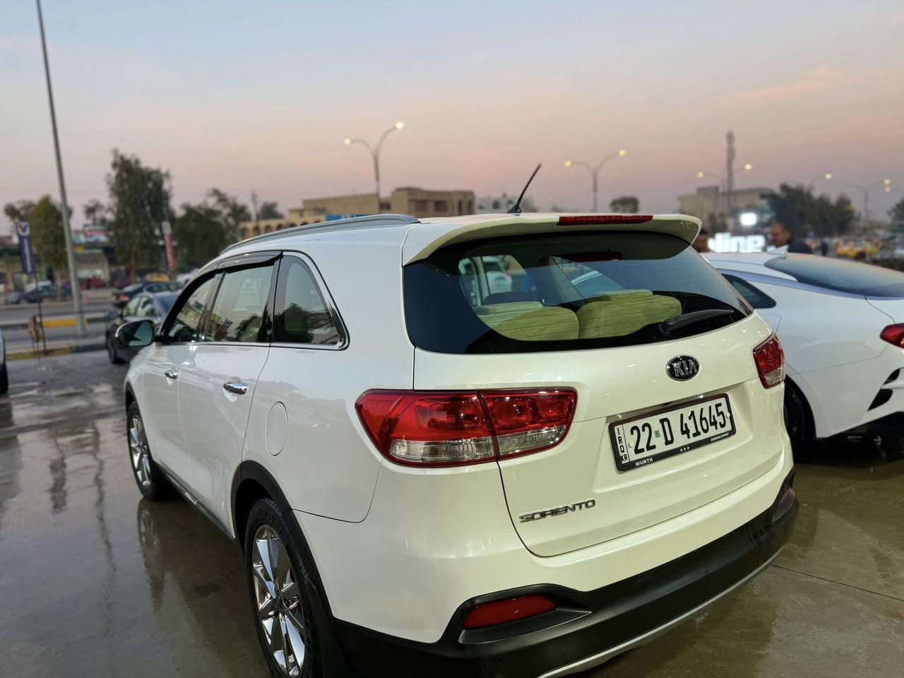 سورنتو 2018 خليجي محرك 4 دوش فول نضافه سياره حلوه السعر 215وبيها مجال بسيط 
للاستفسار الاتصال على رقم الهاتف ***********
