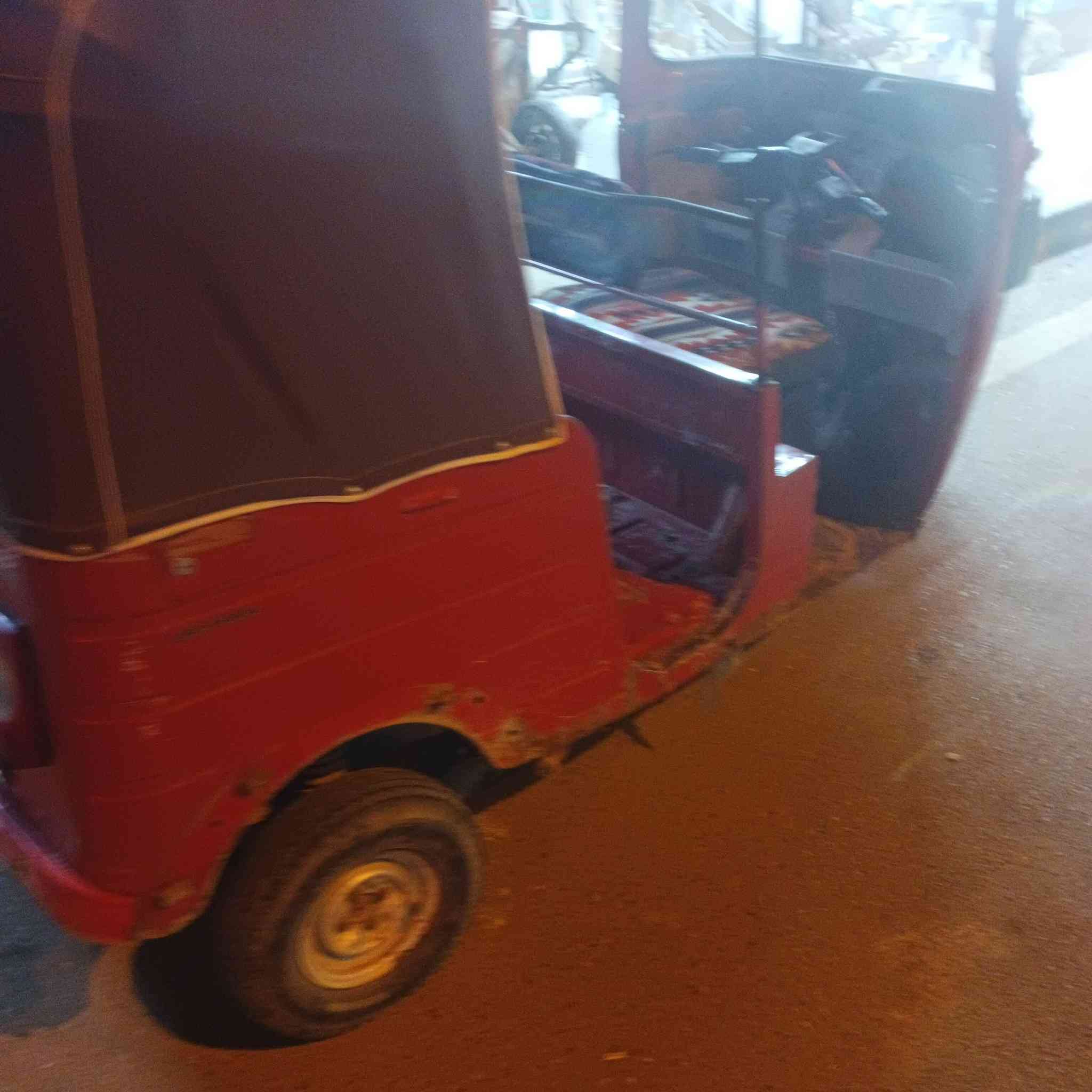 لبيع تكتك موديل 2017 تكتك بلاديه لاصبغ ولاضربه اوراق اصليه شرط الترقيم  مكينه 20 جديدة السعر 2900 وبيها مجال العنوان االحريه رقمي ***********
