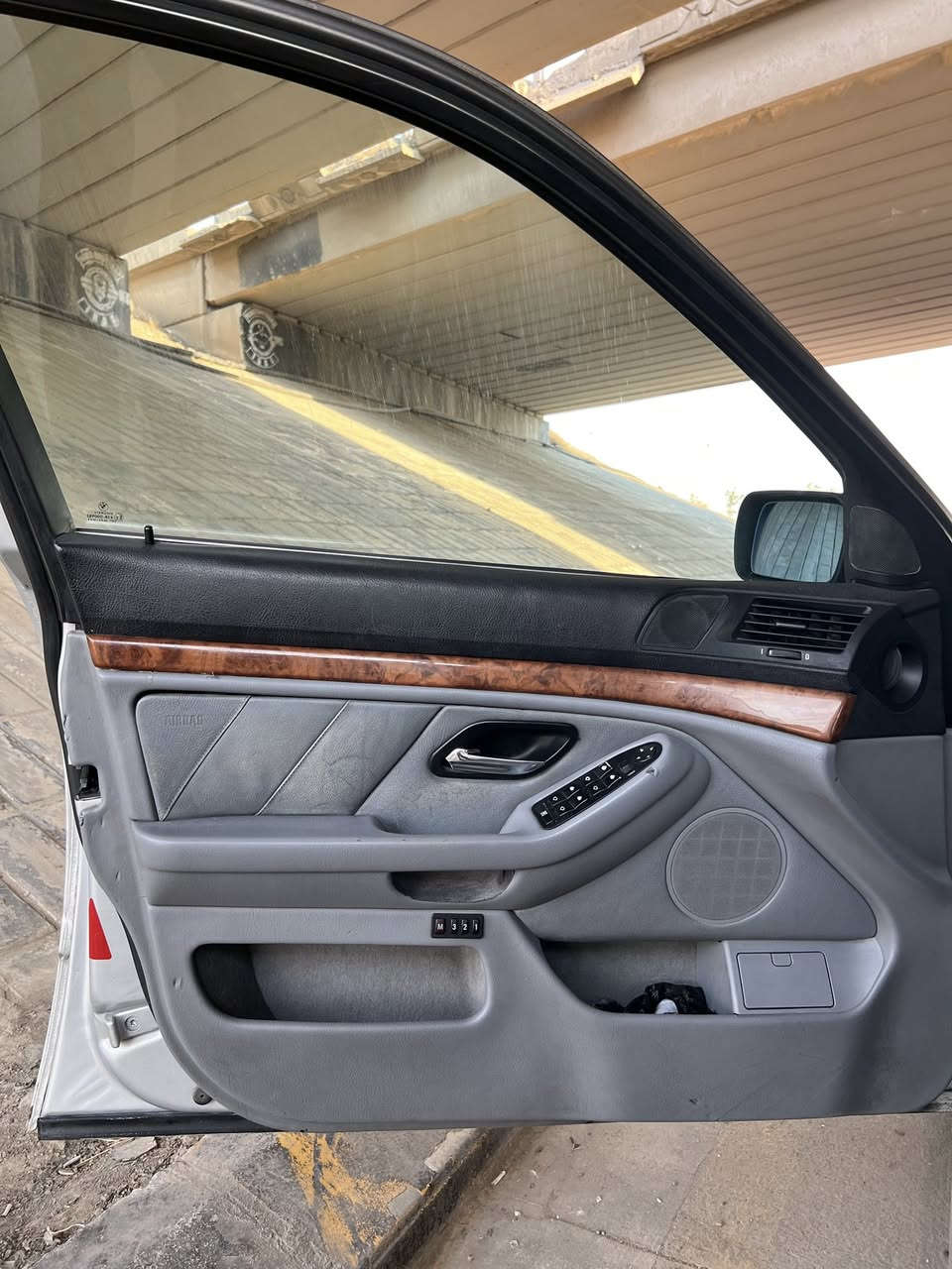 Bmw E39 صقر
مودیل 2000
محرك 525 دبل فانوس 
رقم اربیل شرط التحویل 
سنویە جدیدە لحد 2029 شهر 9
گیر   اوتو ـ سبورت ـ عادي 
کشنات جلد 
کشنات کهرباء 
اربع جامات کهرباء و اوتو 
مرایات کهرباء و بولورایس 
دواخل صاج 
تحکم ستیرن 
تحدید سرعە 
شاشە ایباد و کامرە 
حساس خلفي 
تبرید ثلج و مرکزي 
ستیرن M
دعامیە M 
ویالە گرن غزال 18 
لایتات حلقە 
تدفئە و تبرید بشرط 
حدادیە امامي و خلفي مضبوط 
محرك بشرط گیر بیها خلل بسیط انزل من سعرها 
مکان السیارە کرکوك 
.***********.
.***********.
السعر/٩٩

BMW E39 سەقەڕ 
مۆدێل 2000
مەکینەی 525 دەبڵ دیجیتاڵ 
ڕەقەم هەولێرە بەشەرتی تەحویل 
سەنەوی تازەیە تا 2029مانگی 9
گێڕ   ئۆتۆ ـ سپۆرت و عادی 
کوشنی جلدە 
کوشنی کارەبایە 
چوار جام کارەبا و ئۆتۆیە 
ئاوێنەی کارەبایە و پۆلۆڕایسە 
ناو فۆڕمیکا 
تەحەکوم ستێرنە 
تەحدید سورعەیە 
شاشەی ئایپاد و کامیرەیە 
حەساس دواوەی هەیە 
تەبرید مەرکەزی 
سوکانی M 
دەعامی M 
ویل غەزالی 18 
لایت ئەڵقە 
تەبرید و گەرمی بەشەرت 
تاخم پێش و دوای مەزبوتە 
مەکینە بەشەرت بەس گێڕەکەی کێشەیە بەسیتی تیایە لە سعری ئەشکێنم 
سەیارەکە لە کەرکوک ە 

.***********.
.***********.
نرخ/99


**إذا كنت صاحب هذا الإعلان وتريد حذفه لأي سبب، رجاءا أرسل رسالة إلى الدعم الفني**