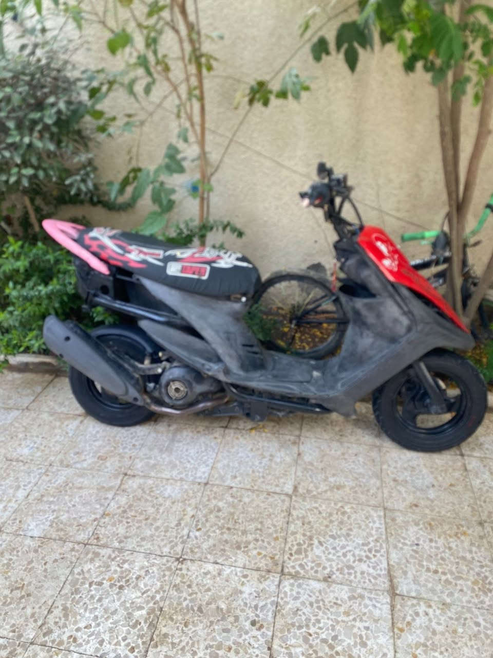 سلام عليكم ماكس عدله نضيفه سعره325وبيه مجال مكاني بغداد الدوره رقمي ***********بي واتساب

