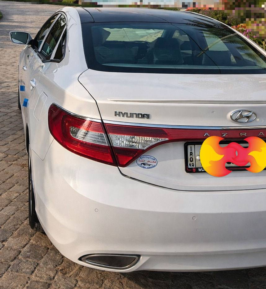 السلام عليكم
هونداي ازيره موديل 2014خليجي.....رقم اربيل دولي الجديد 
فول موصفات  Vip
 مكينه 6 سلندر 
سيارة كفالة  عامه ماعده بارد ب الجاملغ الايمن بسيط
مكينه وكير حداديه وتخم تاير تبريد غرفه جديده خير من الله 
 جرس بل 120
سياره نضافته 💯 بل 💯 شكد ما توقع نضيفه وجاهزه 
موصفات السياره 
بصمه ابواب وتشغيل 
بانوراما طكتين 
كشنات جلد
داخل ملكي للخير 
تدفئه  كشنات
قطعتين تبريد 
تحكم كشنات منفصل بل ابواب 
تحكم بيانو
تحكم كشنات كرهبايي 
برده خلفيه كهربائيه 
بردات جانبيه خلفيه 
مري شفط نظام ترحيب
عنده تقرب اناره داخليه 
فتح صندوق ذكي 
لدات خلفي 
حساس امامي خلفي 
نظام اصوات انفنتي 
لد مري جانبي 
حساس خلفي امامي
سايد برك بصمه
يدات نيكل إشارات ترحيب جانبي 
دمام خلفي كولتي عالي 
دبل كزوو خلفي 
ويل كب 19 كرؤم......
------------------------------------------
مكان سياره.... الديوانيه
السعر150وبيه مجال كلش بسيط 
اتصال  ***********
