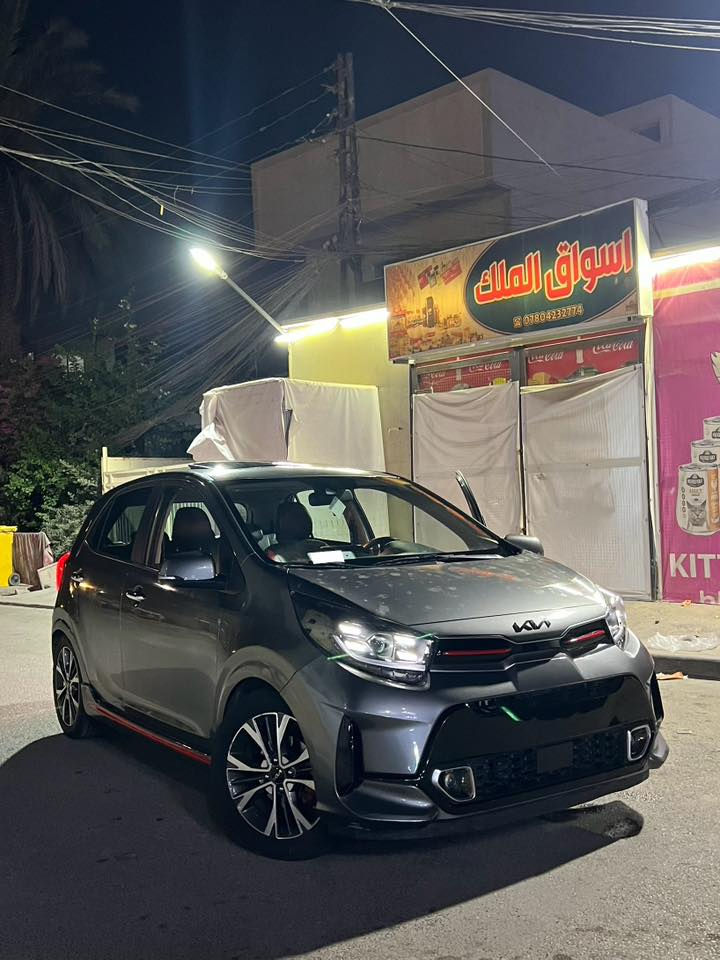 السلام عليكم 
بيكانتو موديل 2022 بعدها فحص موقت 
تترقم جميع المحافظات 
فول مواصفات GT Line 
فتحه
بصمه + بصمه ابواب و صندوق 
شاشة كبيره اصليه تدعم كاربلاي 
داخل جلد احمر بلادي 
رادار امامي و خلفي و مانع تصادم
مري شفط 
يدات + ترايش نيكل 
لايتات + بكلايتات LED عدسات تختلف عن العاديه
السياره بيه حادث جاملغ خلفي و تصلح صار بيها قطع صبغ 
ماشيه 15 الف كيلو 
بجم كبس 
كير محرك تبريد ايرباك صدر كله كفاله 
***********
