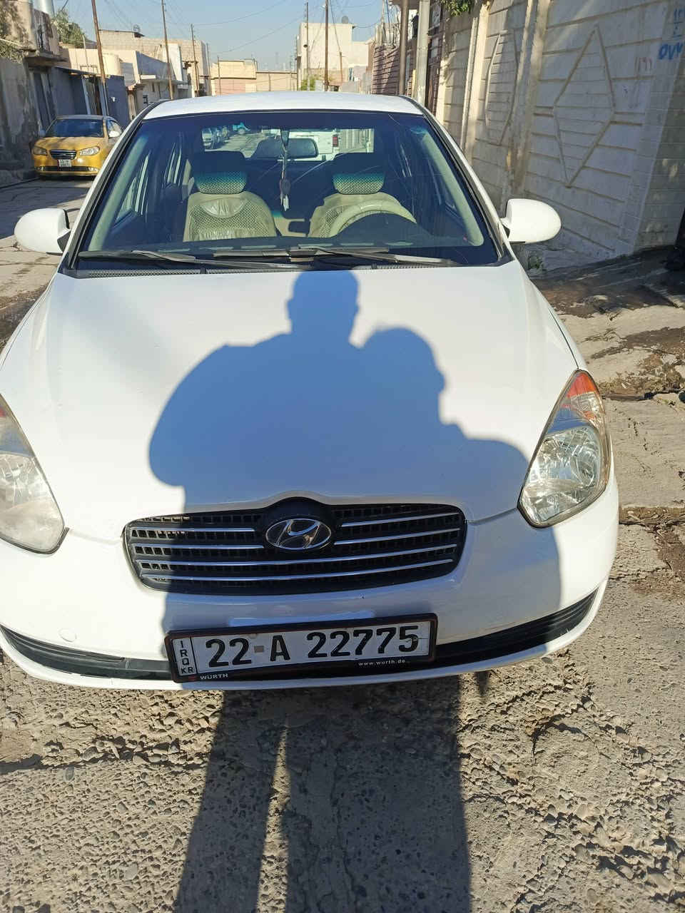 السلام عليكم
اكسنت ٢٠١٠ رقم جديد محرك ١٦ شرط بيها تعديل نصف السقف بارد وشوي بالتكمة الايسر مكانها موصل الجديدة سعرها ٧٧ بيها مجال 

لتواصل ***********
