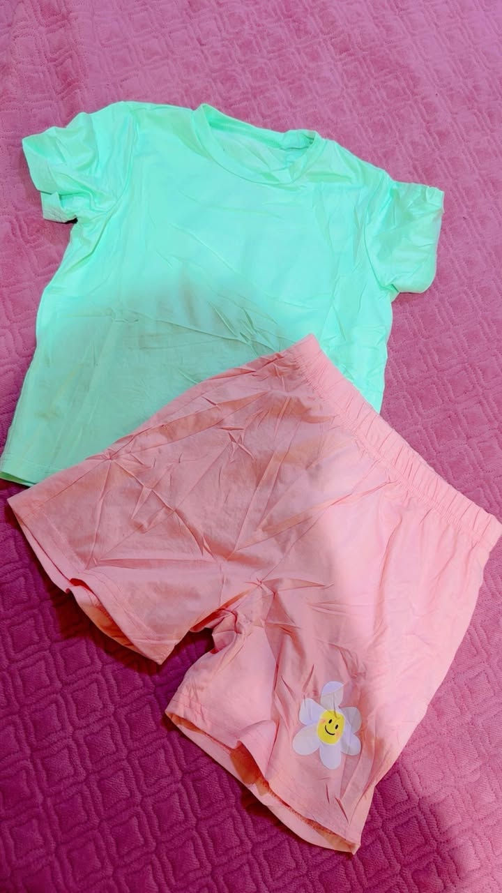 ٦-٧ سنه
القطعتين
ب١٠ مع التوصيل


**إذا كنت صاحب هذا الإعلان وتريد حذفه لأي سبب، رجاءا أرسل رسالة إلى الدعم الفني**