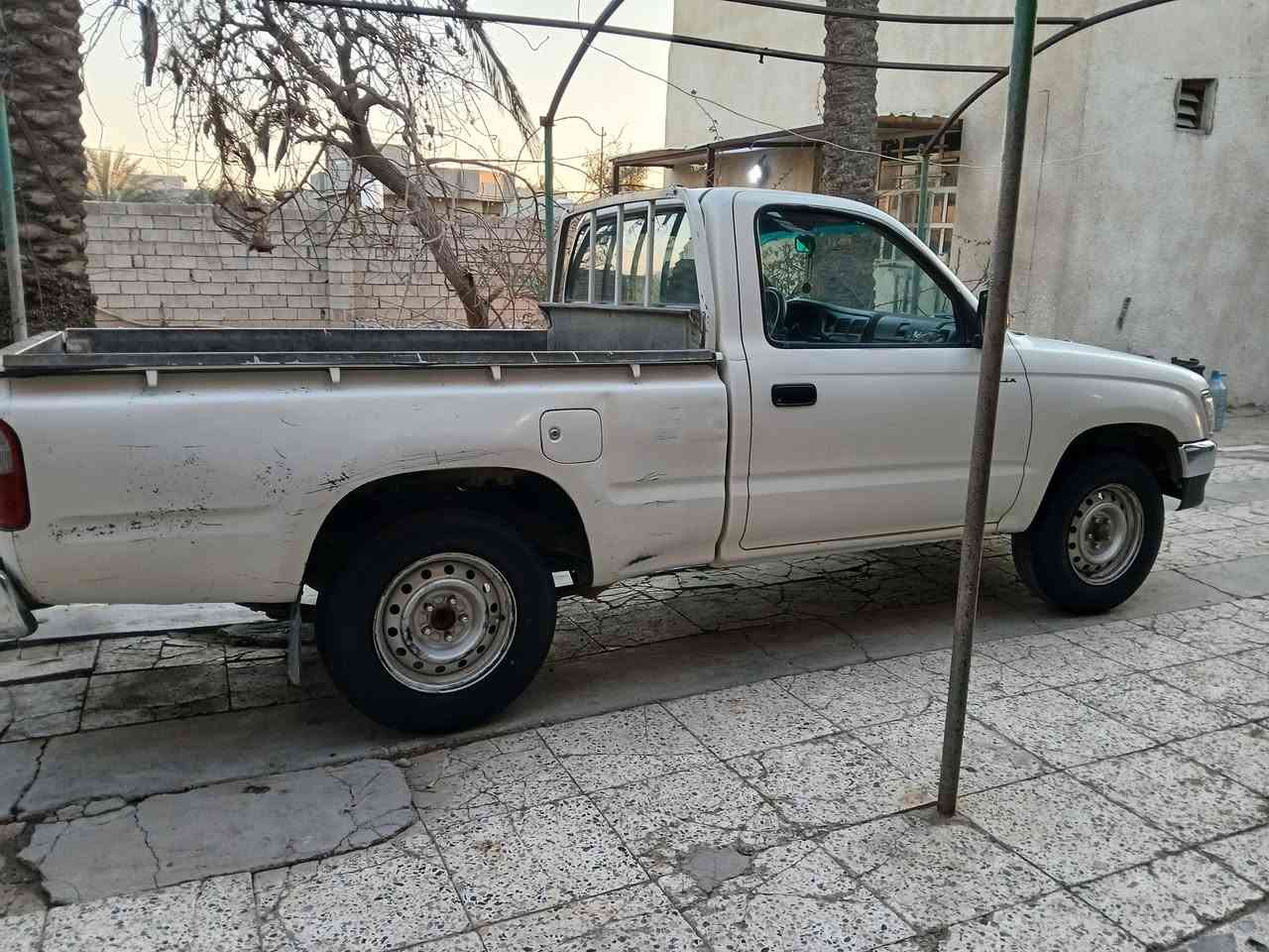 السلام عليكم بيك اب 2001
فلاحي ٢٠٠١ لون ابيض
رقم ديالى دولي لوحات باقي عل استلام 
شاصي تخم تاير باتري جديد 
محرك ٢٧٠٠ ما مفتوح برغي بي عل وضع شركة 
السيارة كفالة عامة بدون صبغ بس بيهة شخوط بالبدي الأيمن موضح بالصورة كل قطعة بالسيارة أصلية مال شركة تبريد شغال 
المكان ديالى بعقوبة السعر ١٠٥ ورقة الي يعجبة السعر يتصل 
*********** ابيع تحويل فقط بدون وكالة
