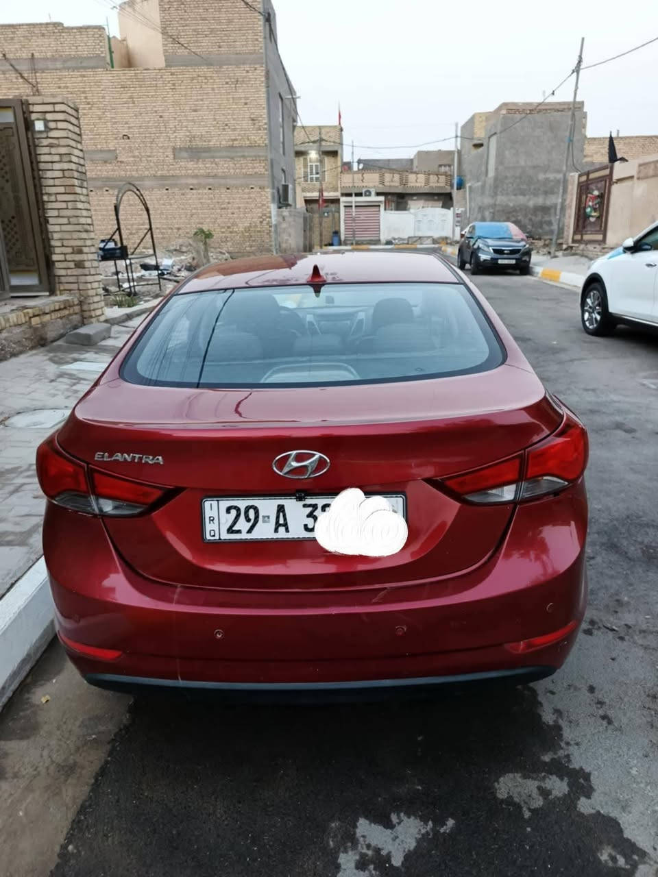 النترا موديل ٢٠١٥محرك ٢٠٠٠بيه مكانات صبغ السنور موجود بل صور  مكان السيارة واسط  السعر103بيه مجال بسيط سنويه جديدة وهزه جديدة ورقم إنكليزي باسمي غير متوجود على الفيس اتصال على الرقم  ***********👍
