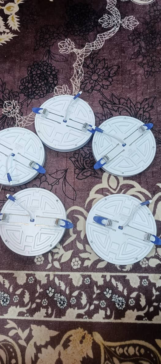 سبورت لايت 75 قطعه السعر 5000 لون ابيض ابيض بغداد الرقم استفسار *********** واتساب
