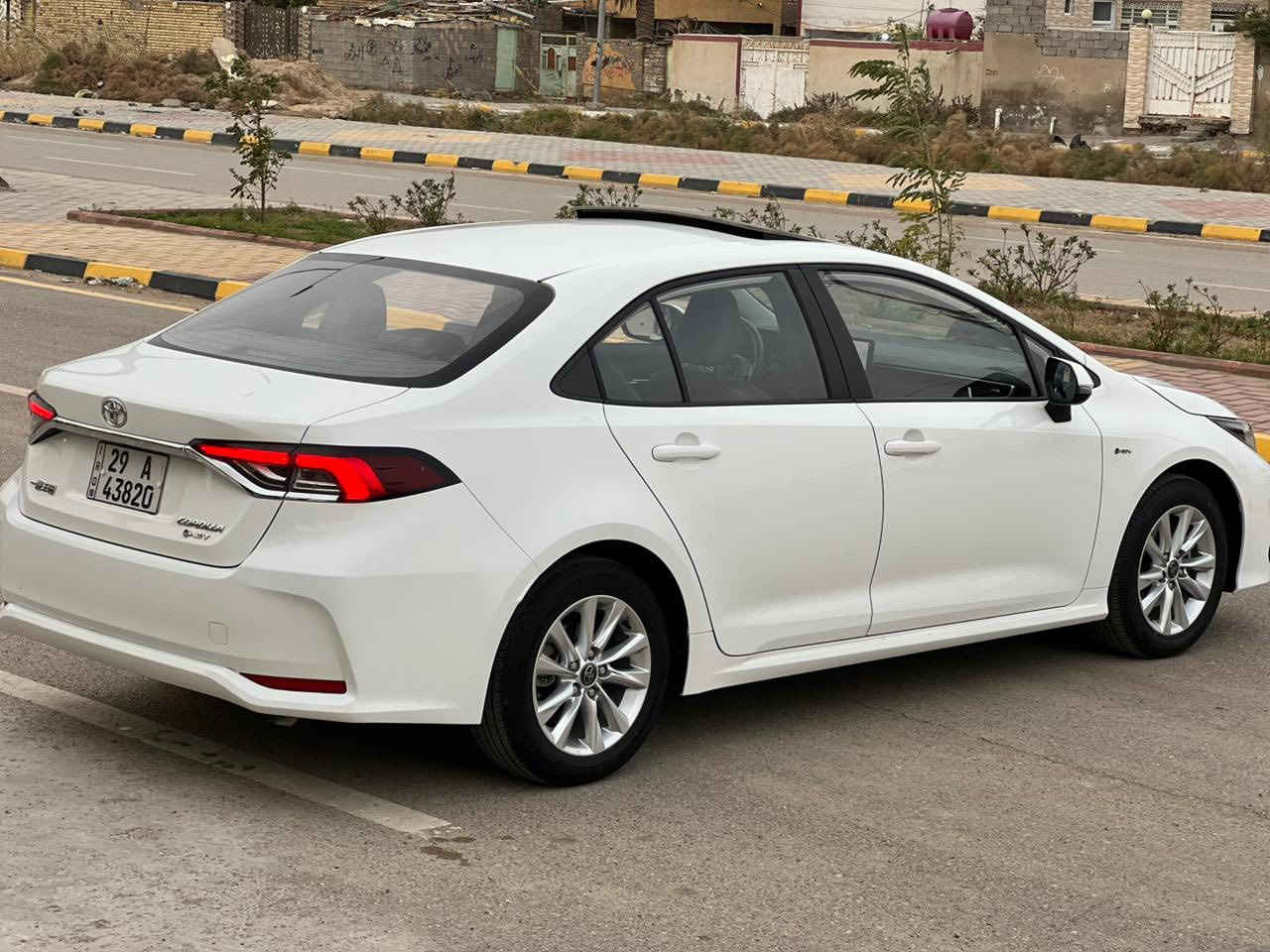 كورلا هايبرد 2025 بسمي واسط حرة

مكفولة كفالة عامة من كلشي ماشية 35 
فتحة بصمة تحديد مسار قيادة اوتو هولد سايد بريك بصمة شكل الخليجي بعدهة اخت الزيرو جديدة وكفالة وباقي المواصفات واضحة تخم تاير جديد
السعر 150 وبيهة مجال مكاني واسط قضاء الحي 
***********
***********
