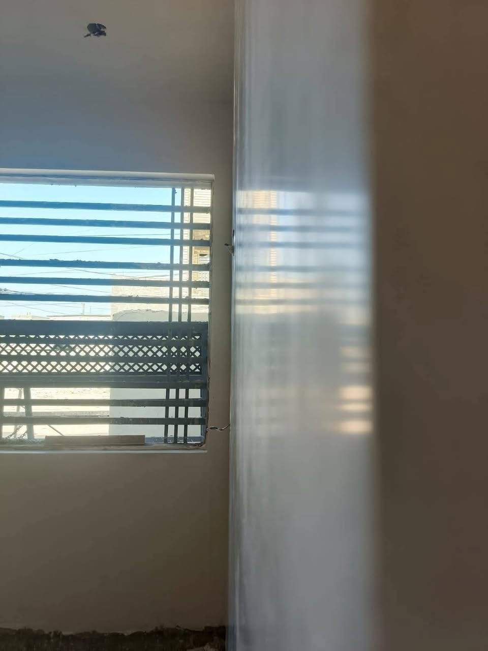 سلام عليكم نشتغل. لبخ جص سمنت بورك  وترميم البيوت  مكاني نجف ونطلع باقي المحافظات رقمي ***********

