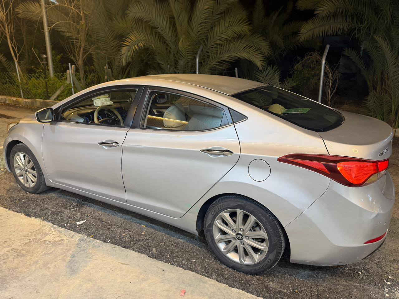 سلام عليكم افانتي موديل 2015 ضرر جاملغ وبنيد محرك 1600 تحويل مباشر السعر 110 او بيها مجال مكان السياره كربلاءالحسينيه ***********
