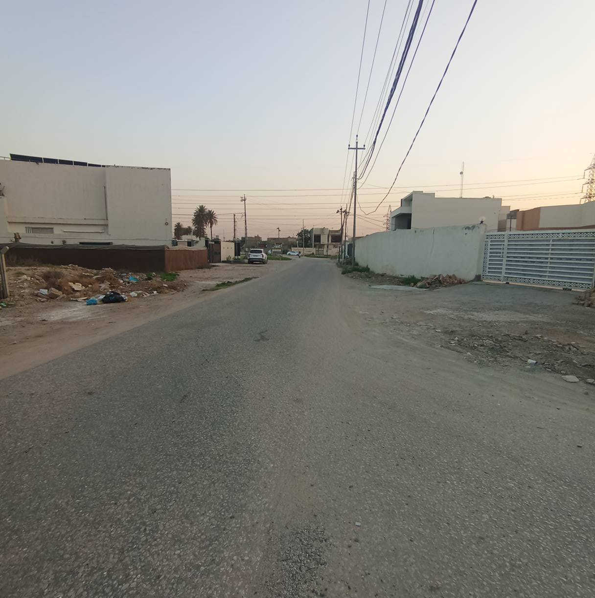 يالله 
السلام عليكم 
يعلن مكتب الوسام الذهبي عن وجود هيكل طابقين مساحة 200متر
طابو زراعي  سند حديث 25 تحويل مباشر 

العنوان زوير الغربي
التقسيم الثالث مقابيل الملعب 
تبعد عن الشارع الرئيسي 100متر شارع الرابط بين شارع كربلاء/زوير الغربي 
خدمات كامله 
ماء/كهرباء/تبليط شارع 10 متر
تفاصيل اكثر مراجعه المكتب 
او الاتصال عل الأرقام الموجوده في المنشور 
***********
*********** حلة, بابل
