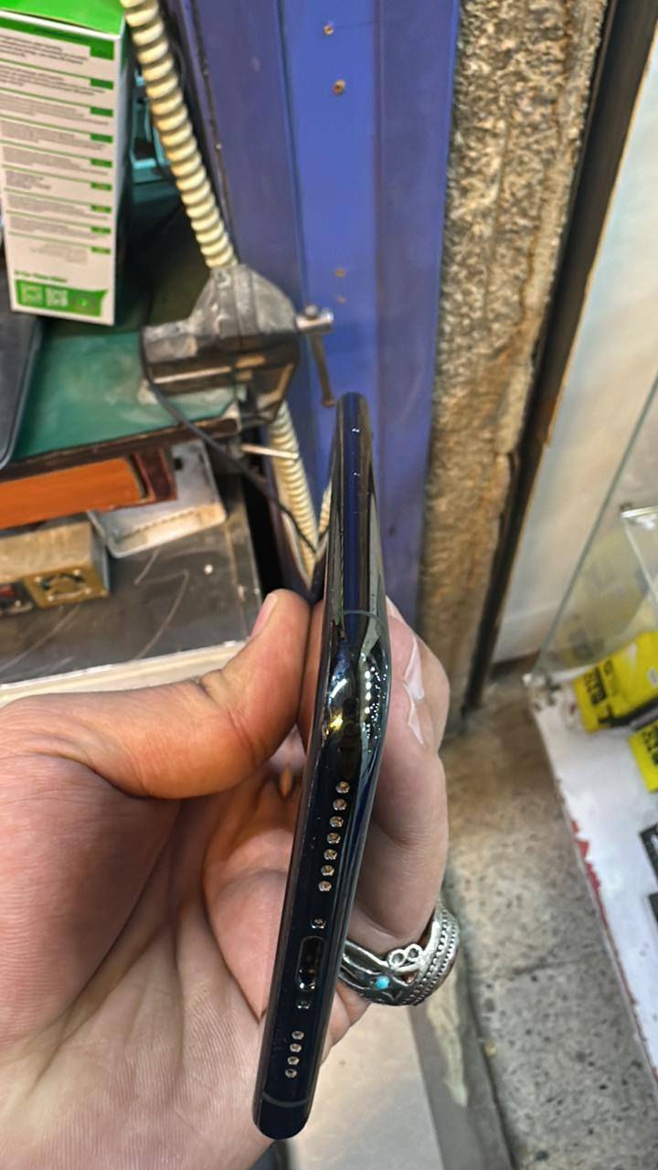 السلام عليكم
ايفون ١١ برو ماكس ممفتوح وتر بروف
ذاكره ٢٥٦ بطاريه ٧٣ جهاز كلش نضيف
ملحقات بس باكيت اصلي
السعر ٣٣٠ الف
بغداد الكرخ ومتوفر توصيل


**إذا كنت صاحب هذا الإعلان وتريد حذفه لأي سبب، رجاءا أرسل رسالة إلى الدعم الفني**