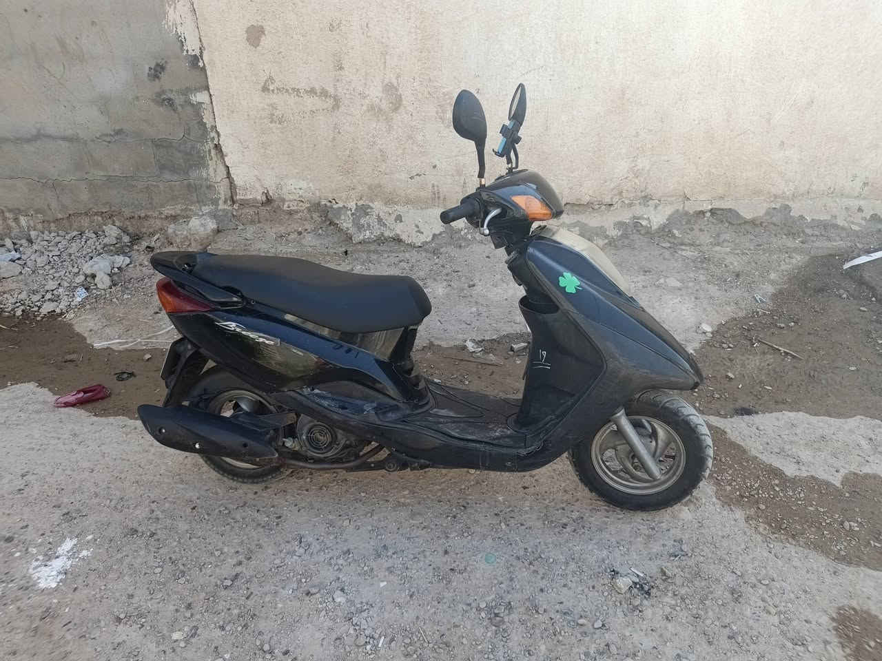 ابريز مال رمبه الدراجه فول نضافه امبدل فقط كابريتر كلشي شغال السعر 650اوبيها مجال كلش بسيط
*********** العنوان الدوره الهواشه

