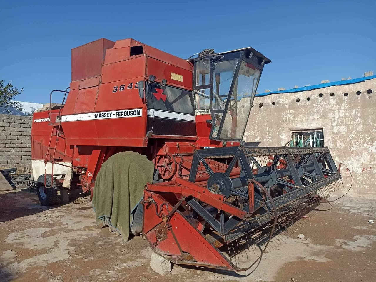 للبیع حاصوده فوركسن مودیل 91 رقم کرکوک  شرط وكاله  جدید  بیدون لحیم كسر عل وضع شریكه
مكان بردرش 
رقم موبایل
*********** ***********
