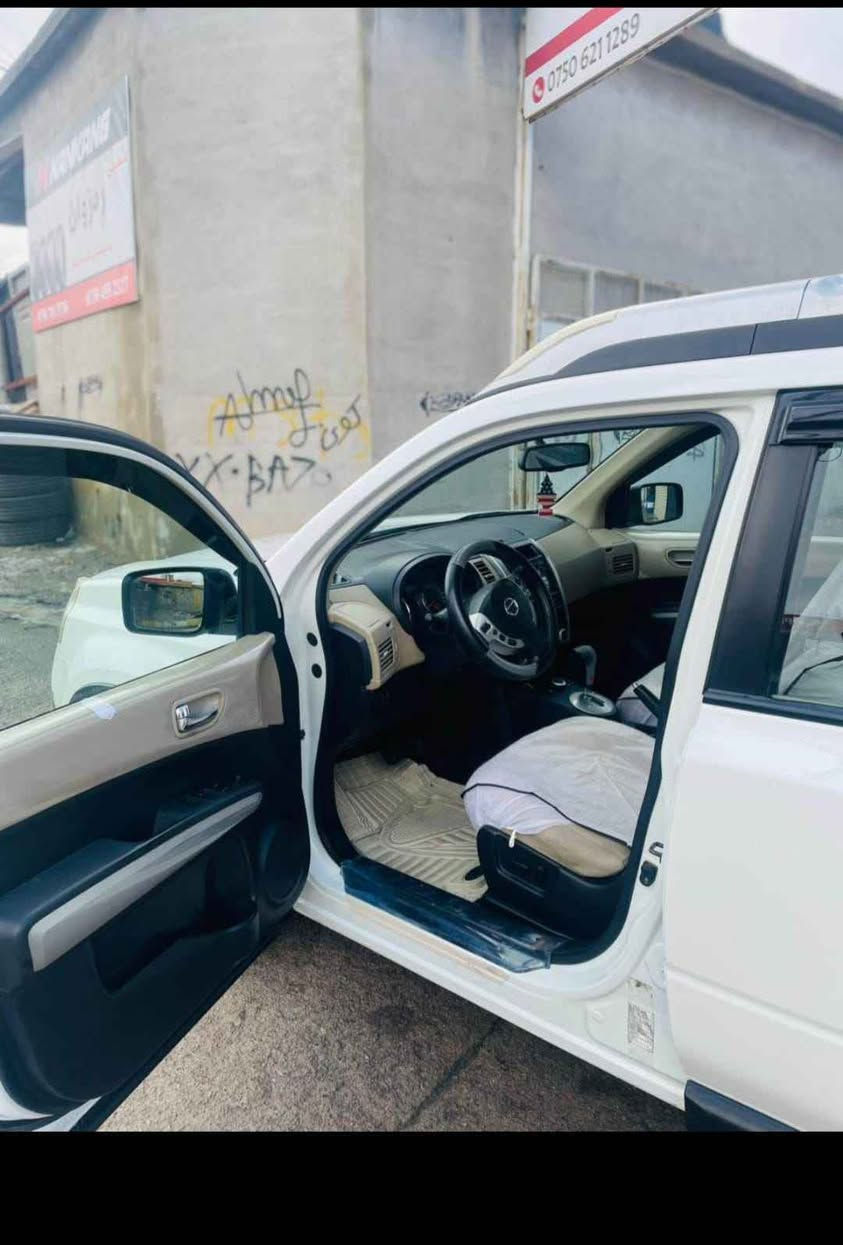 نیسان ئێکسترا 2011 فول فول 90 هه زار ڕۆیشتیه هیجی نیه ڕه قه موو سه نه وی نوێ یه گێر و مە کینە ته برید تاخم تایه توند و تۆلی غرامه به ناو کردن سبوغ سارده کوت به شه رت سحری 143 وه ره قه که مێک مه جال شوێن مسیف کۆڕێ *********** شقلاوة, أربيل
