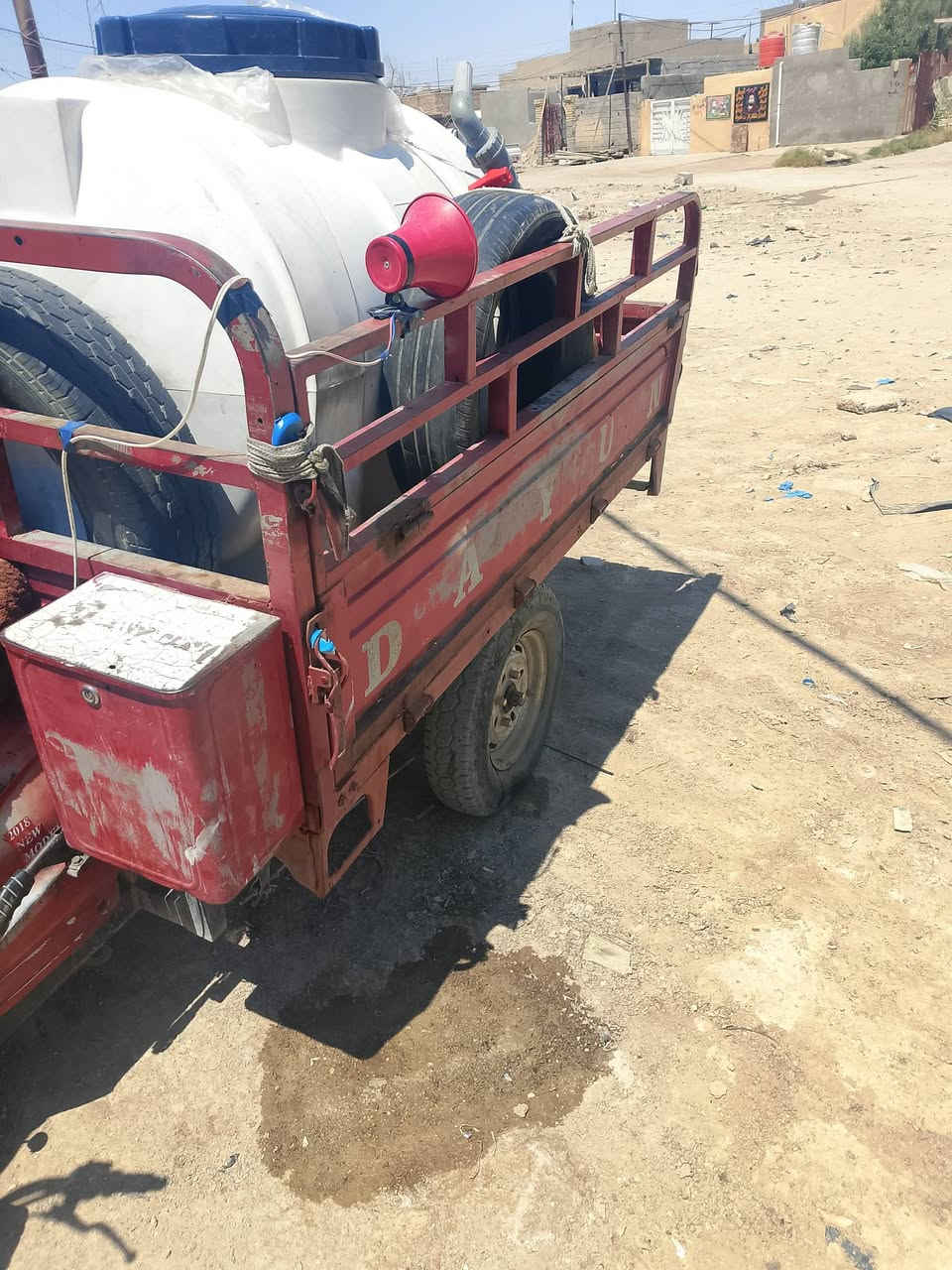 ستوته للبيع مديل 16 المكان حي الحكيم نزلت بيت خليفه السعر 900وبيه مجال اوراق الانتصال ع الرقم ***********
