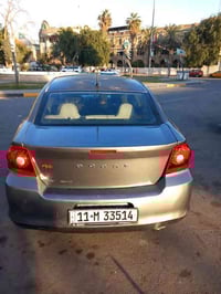 للبيع دوج افنجر موديل 2013 السعر 80$ ورقه وبيها مجال السونار ويا الصور...