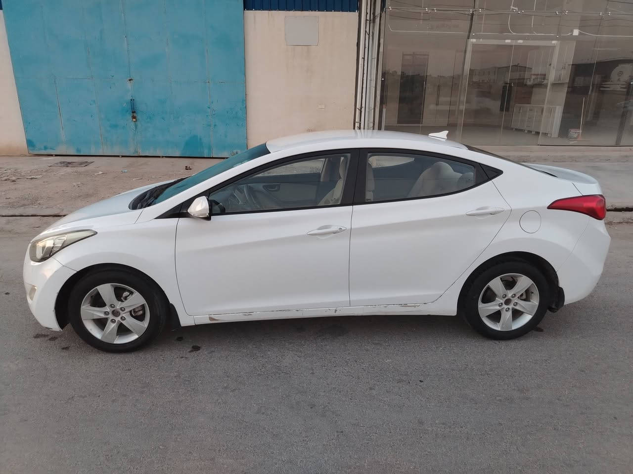 الادمن 🌹
هيونداي النترا مضلع موديل ٢٠١٢ أبيض بدون صبغ وتبديل كير ومحرك بشرط مكينة ١٨ تبريد شغال بي كوبون بانزين بسم الشرعي شرط الوكالة والتحويل سعر ١١٨ بي مجال
للاستفسار الاتصال على الأرقام
*********** واتساب
***********
