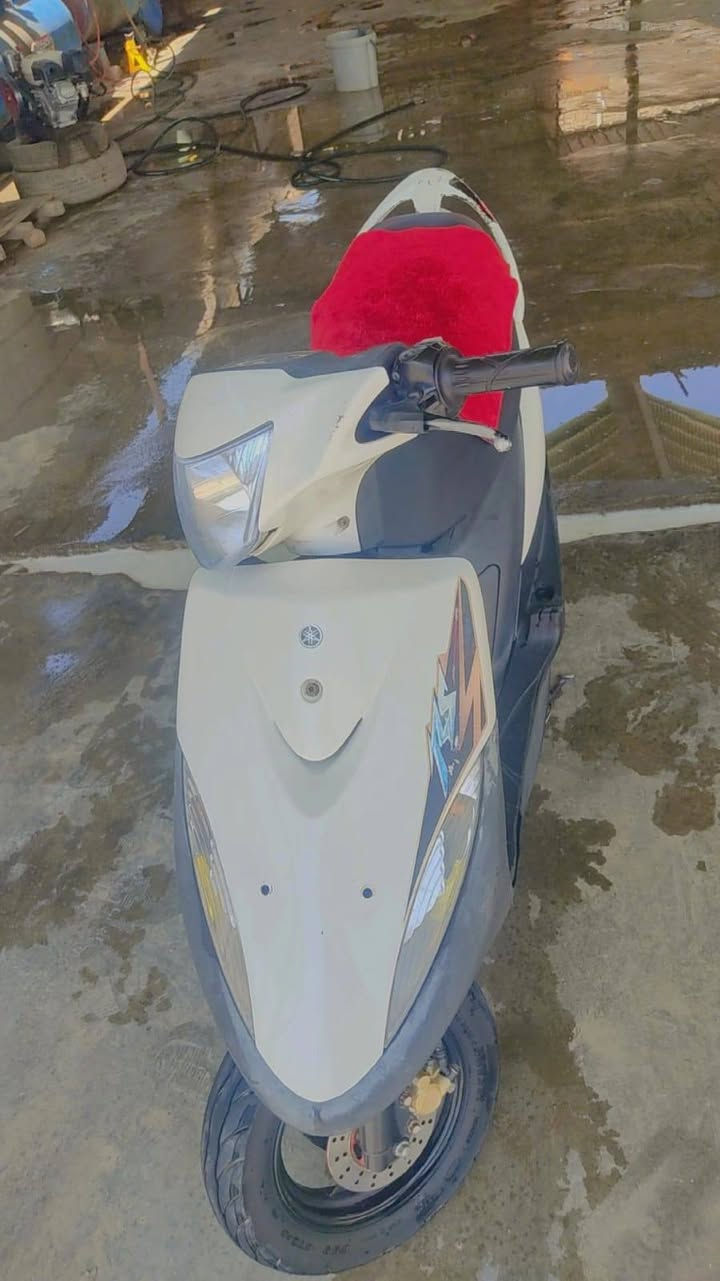 سلام عليكم دراجه ماكس عدلة لون ابيض دراجه خير من لله مابيها شي نقص وكفاله عامة سعر خاص  الشراي يجي خاص هذا رقمي ***********
العنوان الديوانية حي الوحدة
