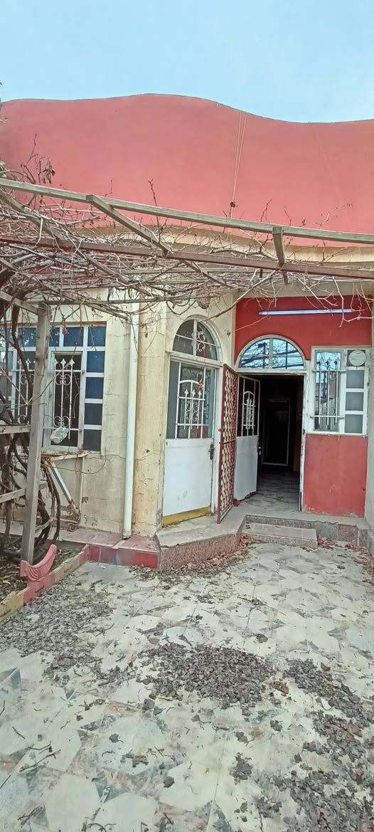 دار للبيع ...
ملك صرف سند 
حي البكر شارع المنظمة قرب ساعة العابد 
مساحة 💯 م غرفة نوم وهول واستقبال ومشتملات كاشي سيراميك الدار فارغ تسليم فوري...على شارع 15 متر موقع ممتاز ...
للاستفسار مراجعة مكتب المازن حي البكر شارع المنظمة قرب المركز 
او الاتصال على 📞☎️***********
