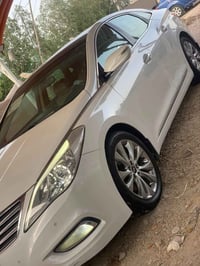 أزيرا ٢٠١٤ • V6 ٣٠٠٠ • فول بدون بنوراما