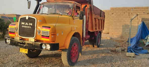 مان قلاب للبيع شرط كير مكينه اكسل كهربائيات شاصي المكان الحويجه رقم ***********
