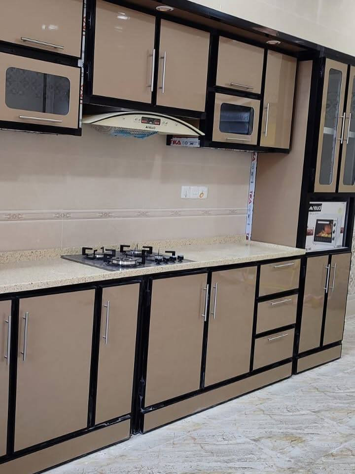 معمل المنيوم الزهراء 
بوري تركي اصلي محشوه بالخشب يوجد متر 170 و 160 وبي مجال عمل كامنتر جزامه سنك حافظة مفرغه صيدليات طبية باب صيحات  محجر درج وحسب الطلب يشتغل  مكانه الشطرة حي الصحة 
رقم صاحب المعمل ***********
