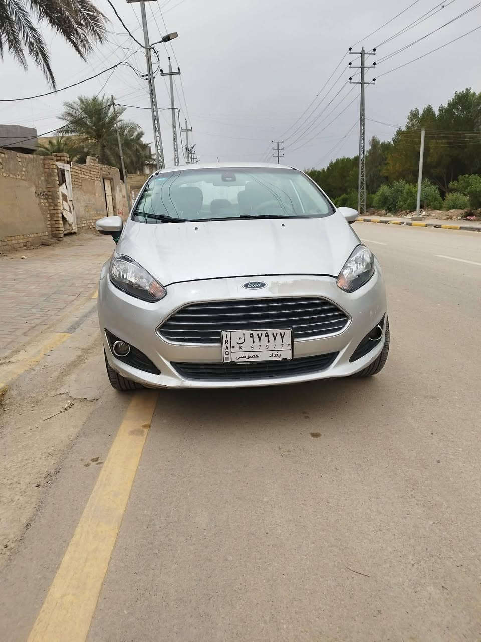 السلام وعليكم
فورد فيستا 2019
 باسمي 
رقم بغداد 
سعره 75
 مكان السيارة واسط. العزيزية 
 ***********
