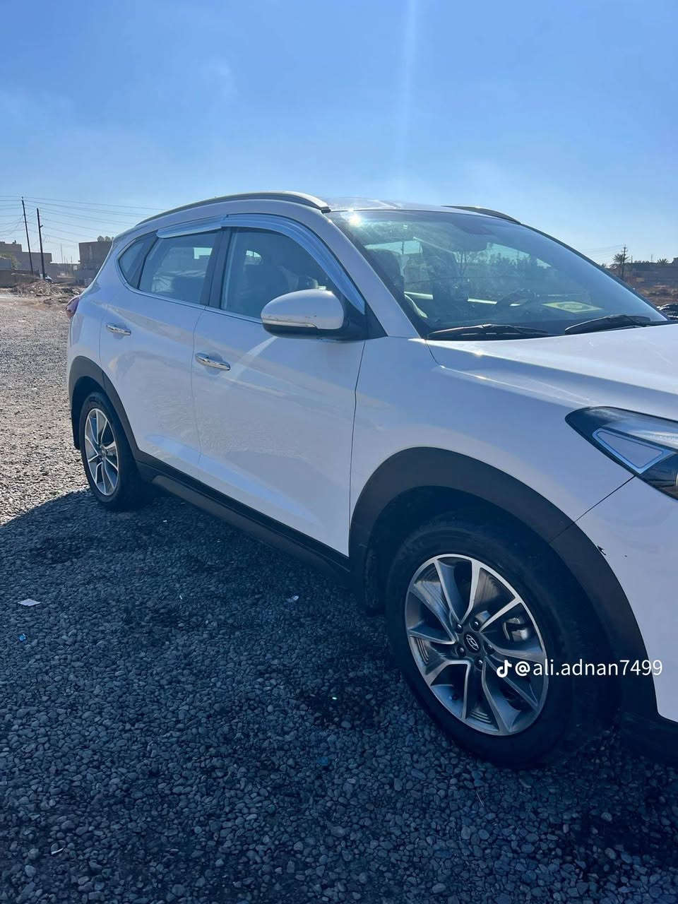 توسان موديل 2018ماشه 105الف صيانه تبدل دهن كير شركه تخم تاير جديد السياره كفاله ماعده رصعه بخشم البنيد وما معدله لستفسار اكثر ***********
