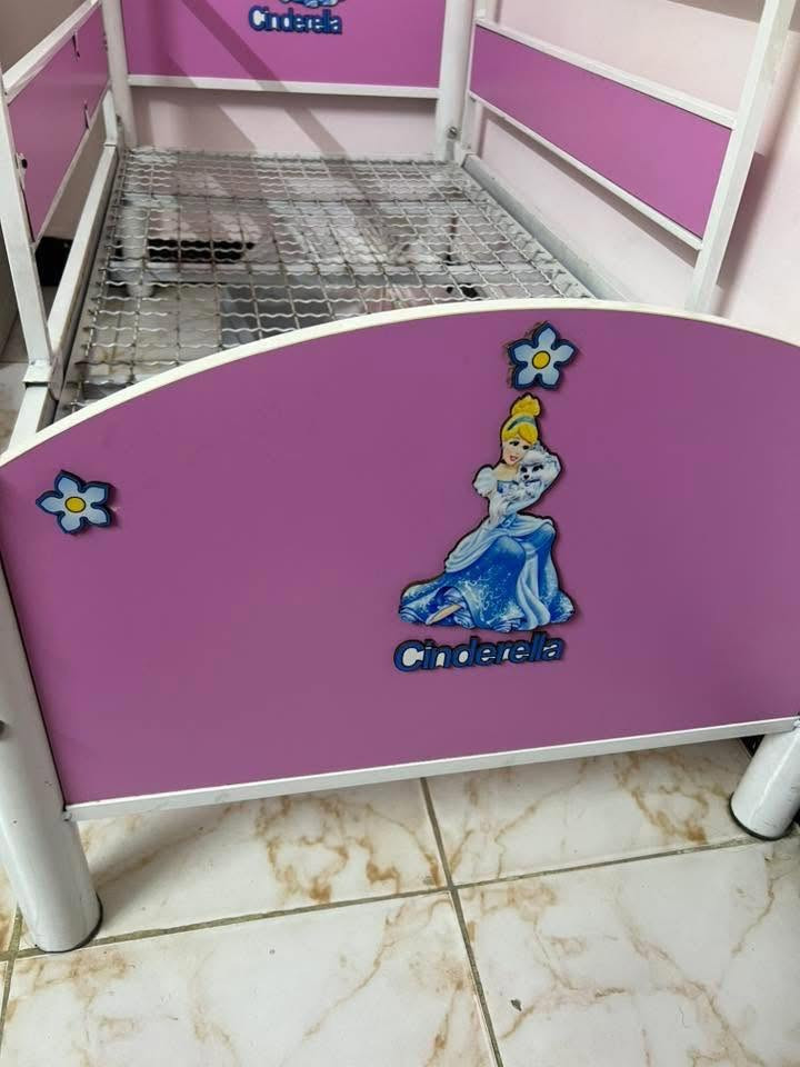 عندي هذا السرير نظيف جدا ابيعه مع الدوشك ضغط عالي ٢٠سم  مابي خسفه ابد ثنينهم ب٤٥ المكان بغداد الكرخ والسرير بدون مساند


**إذا كنت صاحب هذا الإعلان وتريد حذفه لأي سبب، رجاءا أرسل رسالة إلى الدعم الفني**