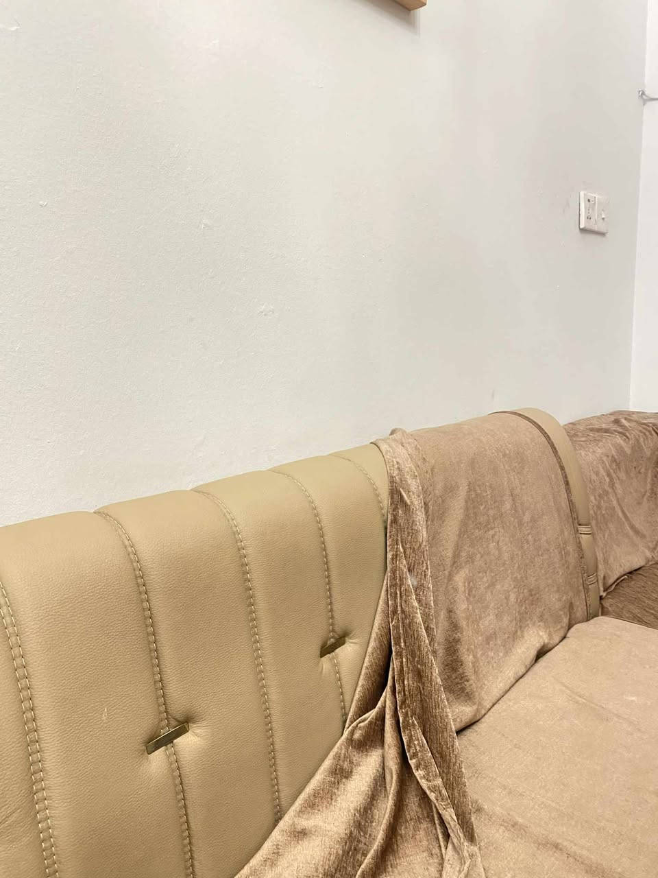 ميز طعام كورنر وياه تلبسة كورنر والكراسي  ويصير مخزن
بغداد  شارع فلسطين


**إذا كنت صاحب هذا الإعلان وتريد حذفه لأي سبب، رجاءا أرسل رسالة إلى الدعم الفني**